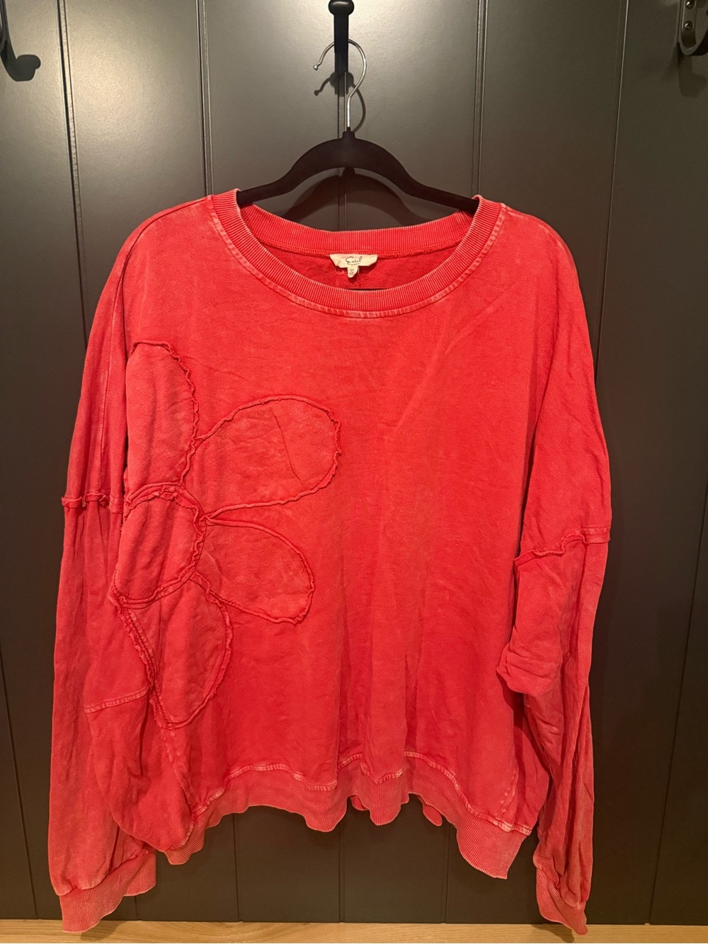 🌺 Easel Red Acid Washed Flower Oversized Sweatshirt 🌺 Boho Chic - Picture 4 of 8